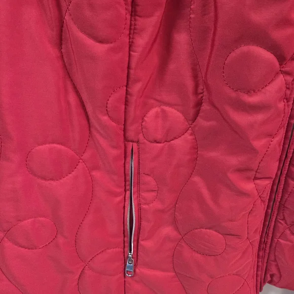 CJ Banks Women's Red Quilted Vest - Picture 2 of 5
